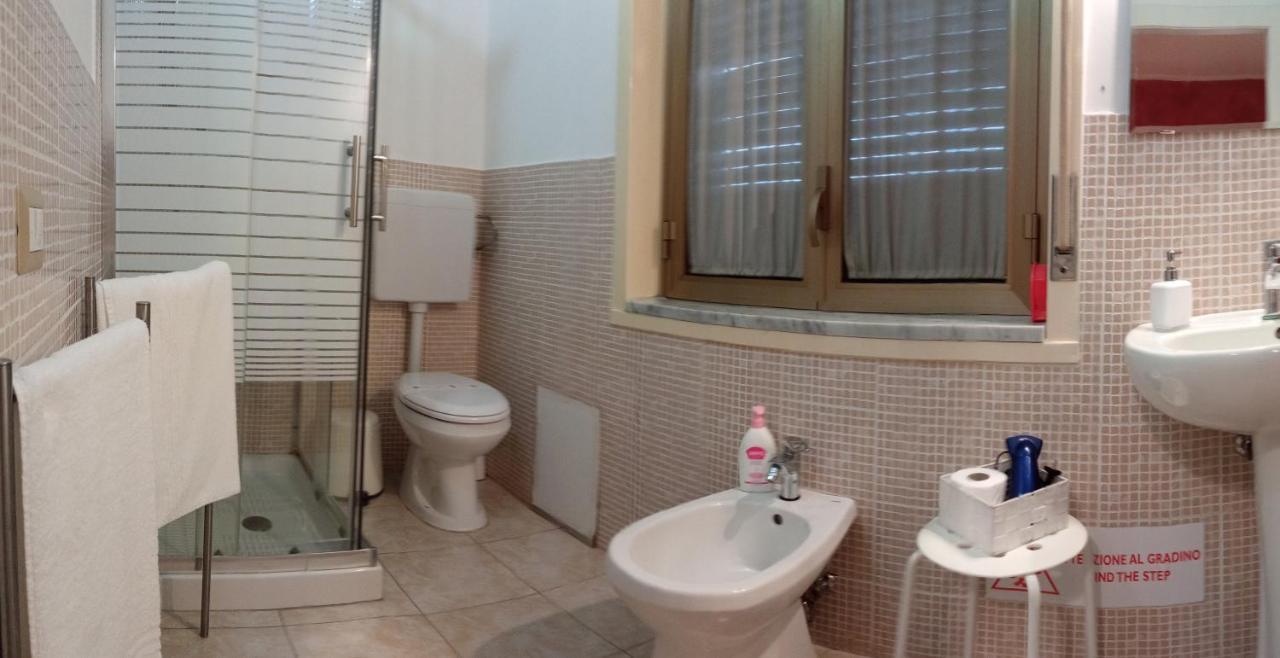 Bed & Breakfast Fontanarossa Airport -Private Parking- カターニア エクステリア 写真